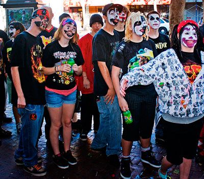 Who is Insane Clown Posse dating? Insane Clown Posse girlfriend, wife