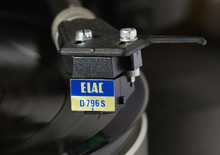 Elac