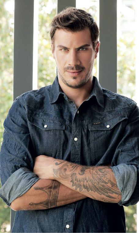Akis Petretzikis
