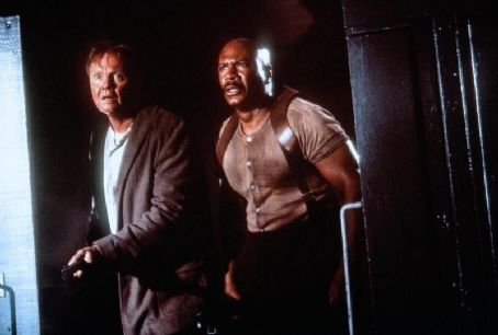Rosewood - Jon Voight