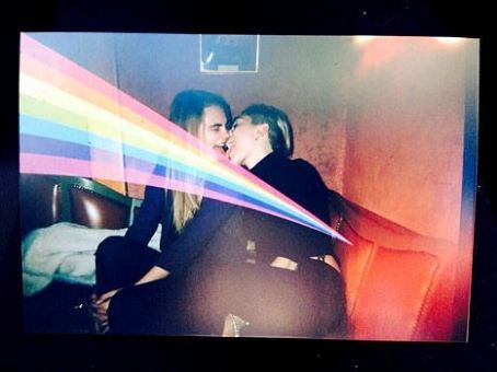 Miley Cyrus Licks Cara Delevingne's Tongue, Shares Racy Photo on Twitter