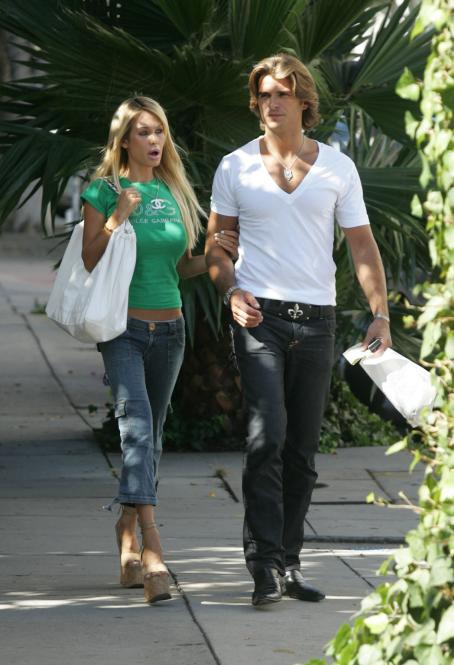 Shauna Sand With Her New Boyfriend In Beverly Hills 2007-09-14 | Shauna ...