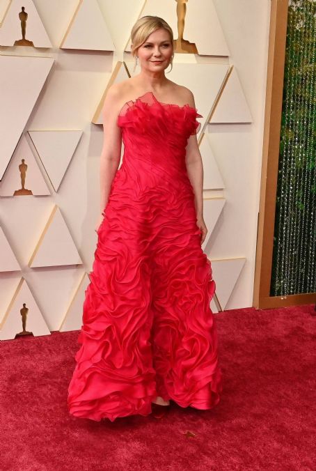 Kirsten Dunst – 2022 Academy Awards at the Dolby Theatre in Los Angeles