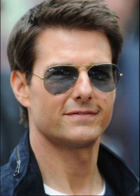 Six Degrees » Tom Cruise and Nikki Sinn