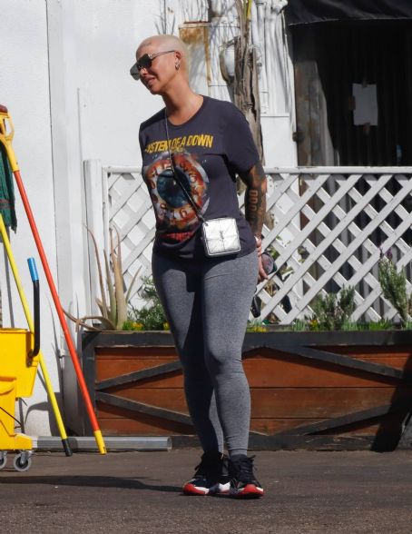 Amber Rose – With Alexander AE Edwards out for lunch in Los Angeles