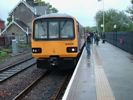 Headingley railway station