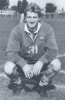 Neil Robinson (footballer born 1957)