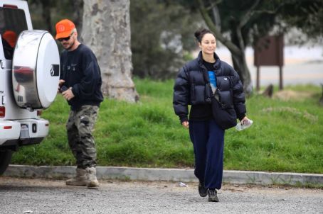 Cara Santana – With boyfriend Shannon Leto on a hike with their beloved dogs in LA