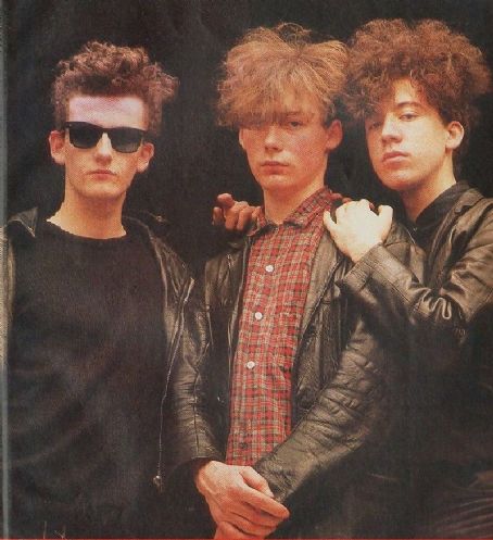 The Jesus & Mary Chain - Smash Hits Magazine Pictorial [United Kingdom ...