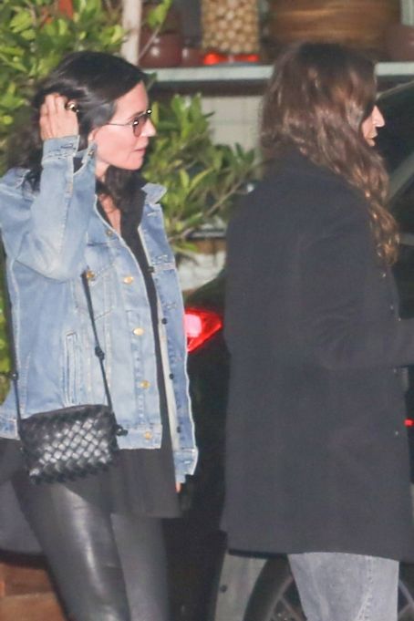 Courteney Cox – Celebrated her 59th birthday with friends Jennifer Aniston and Mary McCormack