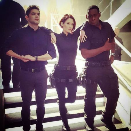 Chyler Leigh as Alex Danvers in Supergirl - Behind the Scenes