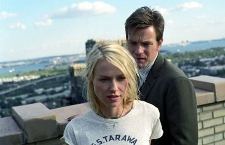 Ewan McGregor and Naomi Watts