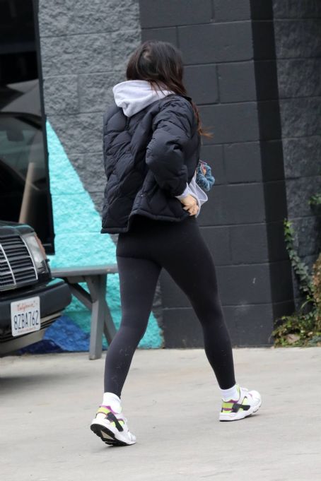Jenna Dewan – Heading to the gym in Los Angeles