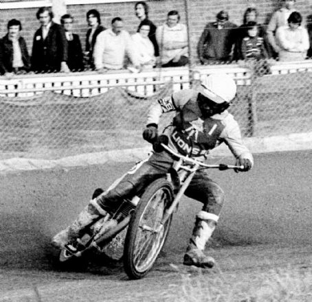 Ray Wilson (speedway rider)