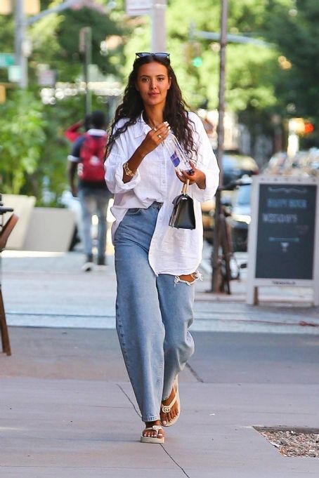Maya Jama – In a baggy denim out for a stroll in New York