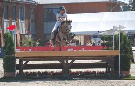 Sam Watson (equestrian)
