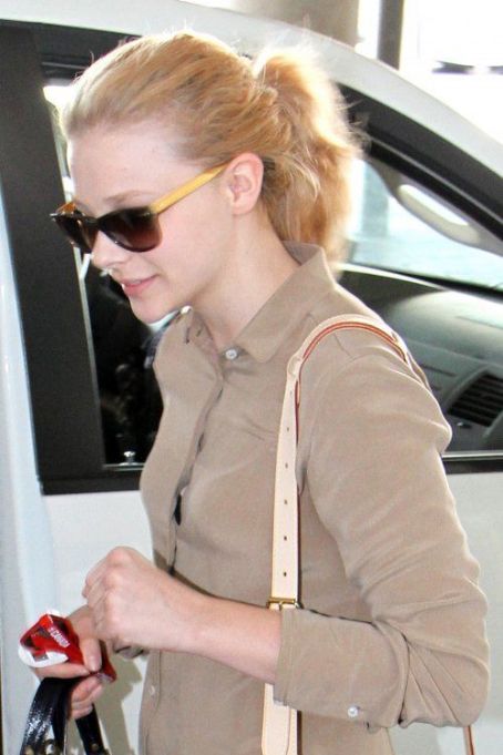 Chloe Moretz arriving at the Pearson International Airport in Toronto