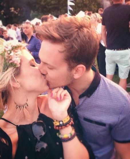 Jack Howard and Hazel Hayes - Dating