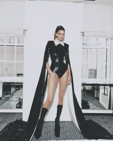Kendall Jenner – MET Gala 2023 Behind The Scenes