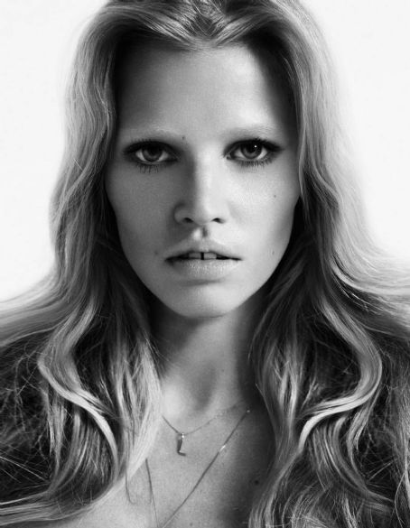 Lara Stone Vogue Turkey April 2012 | Lara Stone Picture #18610540 - 454 ...