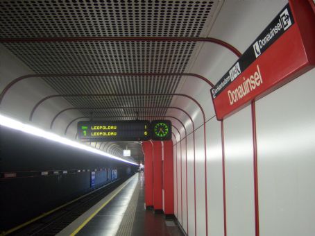 Donauinsel (Vienna U-Bahn)