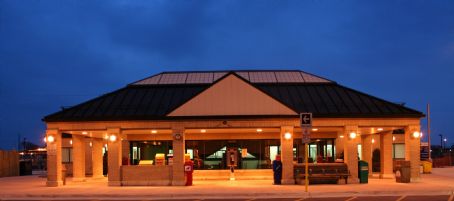Aldershot GO Station