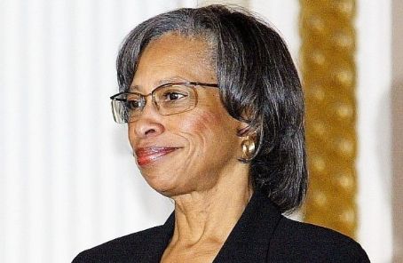 Daurene Lewis