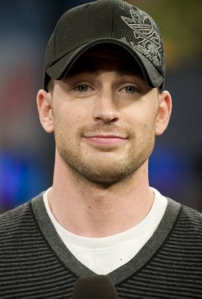 Chris Evans Visits MuchOnDemand in Toronto on February 4, 2009 | Chris ...