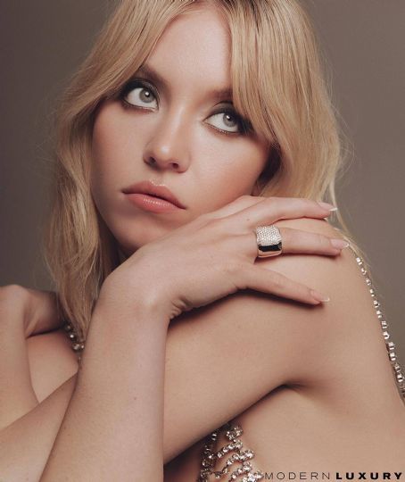 Sydney Sweeney - Manhattan Magazine Pictorial [United States] (April 2023)
