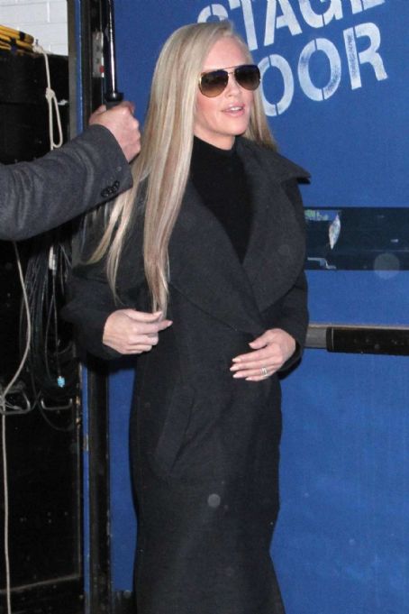 Jenny McCarthy – Out in New York | Jenny McCarthy-Wahlberg Picture