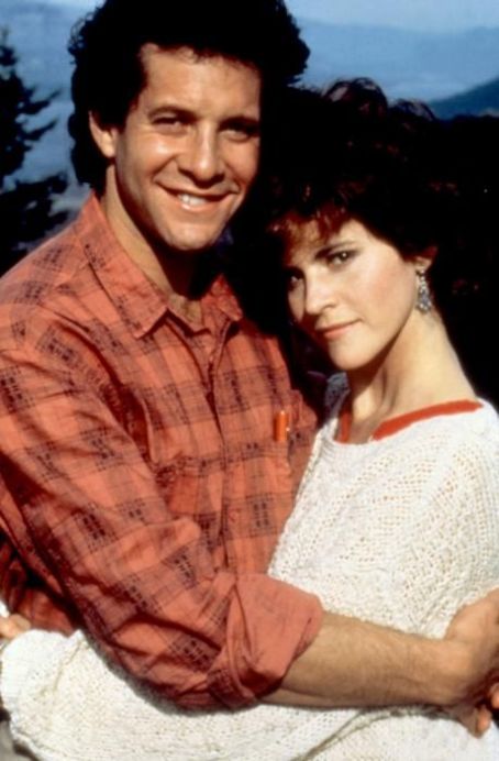 Steve Guttenberg and Ally Sheedy - Dating, Gossip, News, Photos