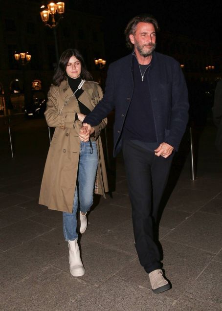 Alexandra Daddario – Leaving hotel Ritz during fashion week in Paris