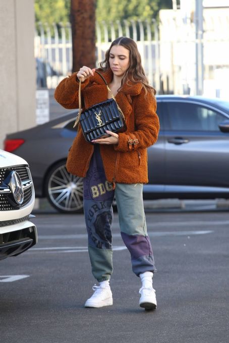 Jenna Johnson – Heads into practice at DWTS in Los Angeles
