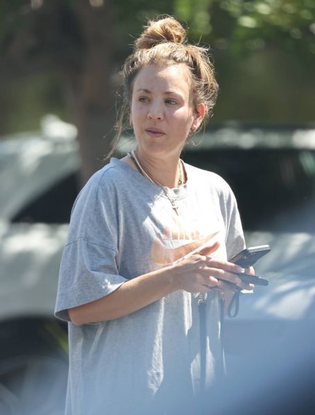 Kaley Cuoco – Leaves her workout session in Agoura Hills