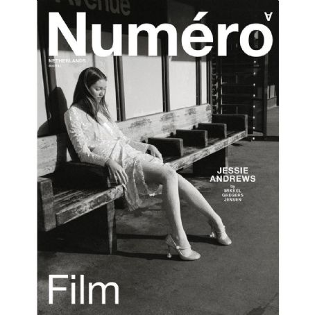 Numero Magazine [Netherlands] (January 2022) Magazine Cover Photos