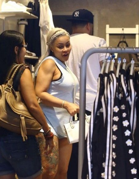 Blac Chyna and Rob Kardashian Shopping at Adidas in Miami, Florida - May 12, 2016