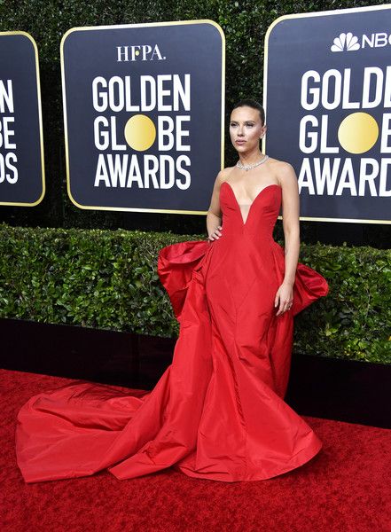 Scarlett Johansson  wears Vera Wang Dress : 77th Annual Golden Globe Awards