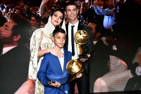 Who is Georgina Rodriguez dating? Georgina Rodriguez boyfriend, husband