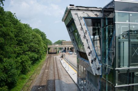 West Harbour GO Station
