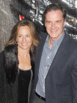 Tim DeKay and Elisa Taylor