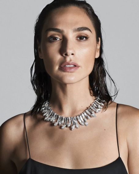 Gal Gadot – Tiffany and Co. Blue Book BOTANICA collection 2022