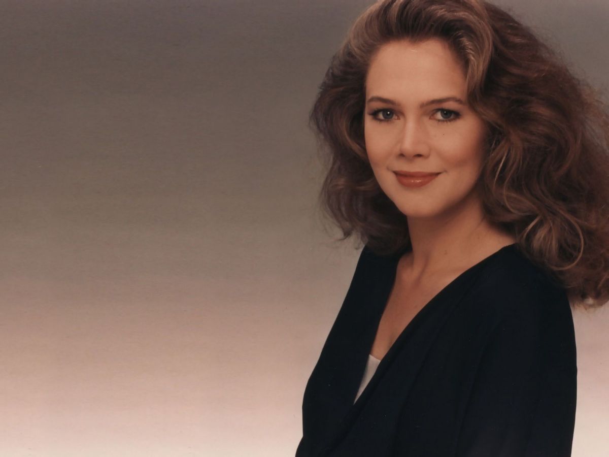 Picture of kathleen turner