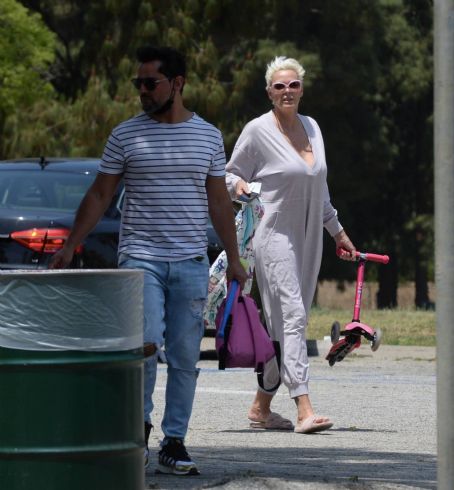 Brigitte Nielsen – Seen at the park in Los Angeles | Mattia Dessì