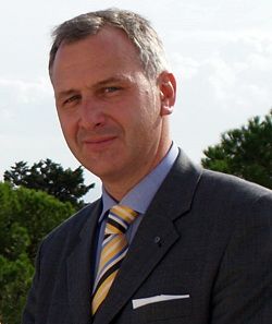 Andro Krstulović Opara