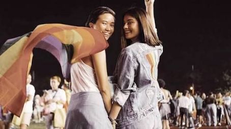 Samantha Lee and Mari Jasmine - Dating
