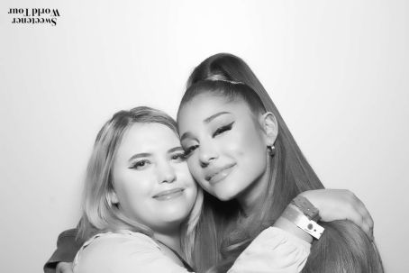 Ariana Grande – Sweetener World Tour Meet and Greet in London