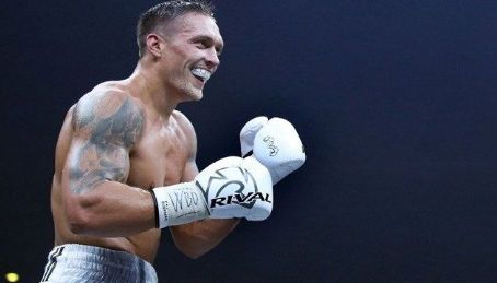 Oleksandr Usyk - FamousFix