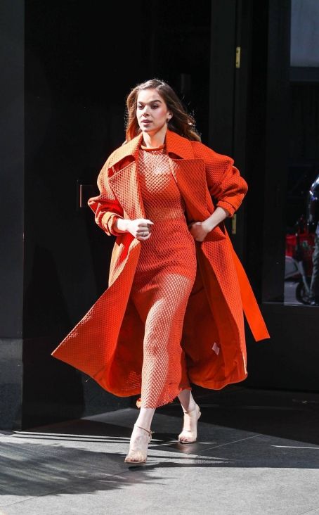 Hailee Steinfeld – Photographed in orange ensemble in New York