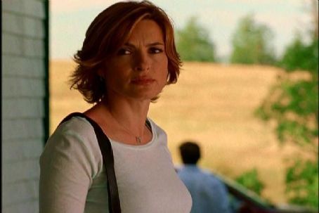 Mariska Hargitay - Plain Truth