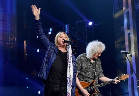 Def Leppard performs at the 2019 Rock & Roll Hall Of Fame Induction Ceremony - Show at Barclays Center on March 29, 2019 in New York City